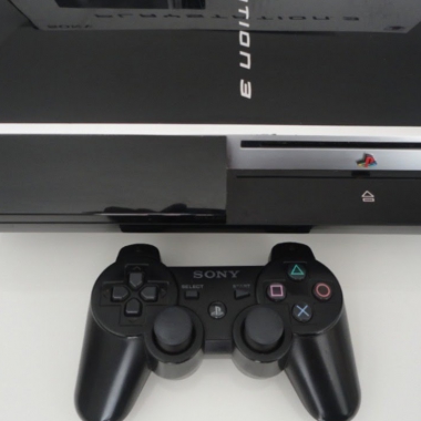 При запуске ps3 fat сразу...