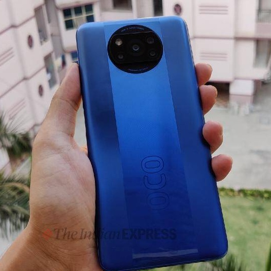 Poco x3 pro не включается и...