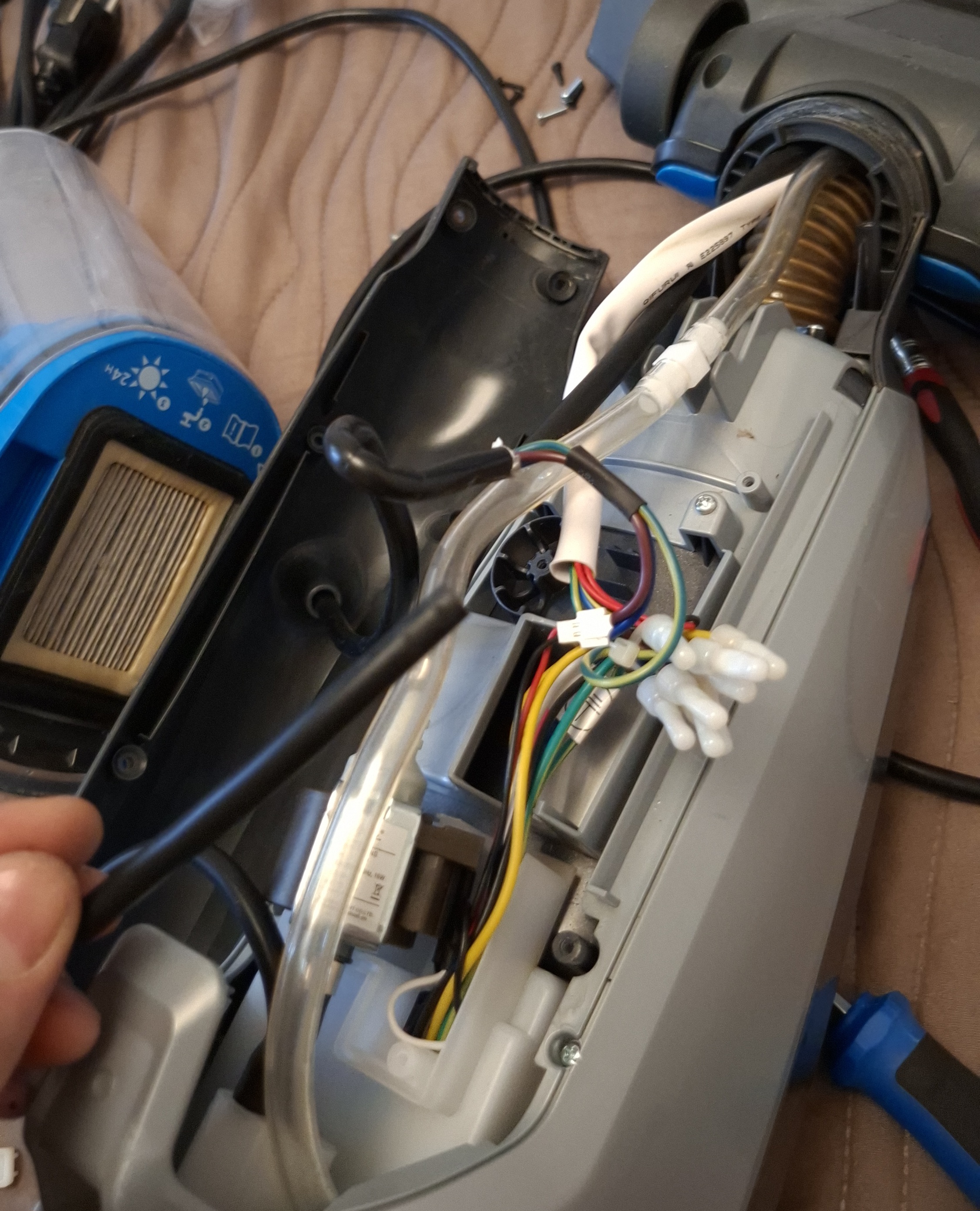 Сборка пылесоса