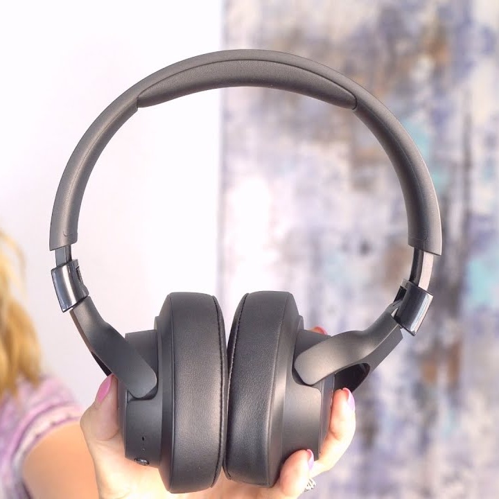 Наушники jbl...