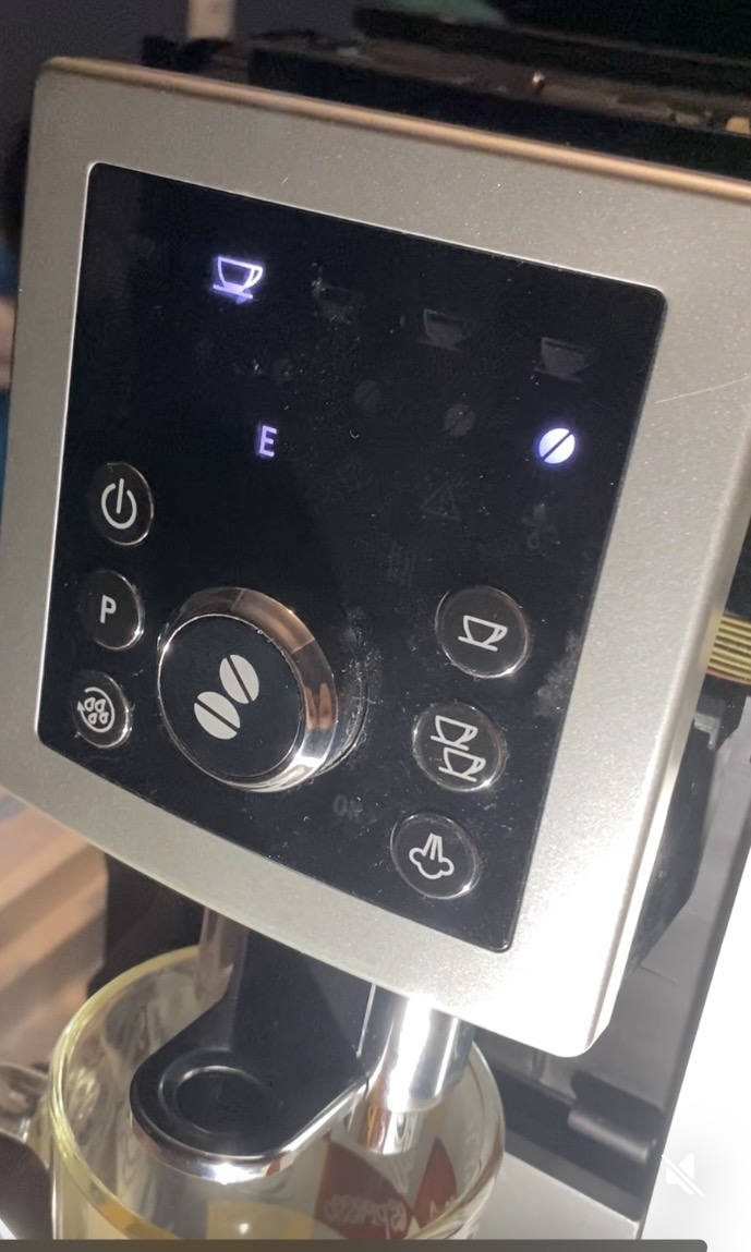 Кофемашина делонги ecam